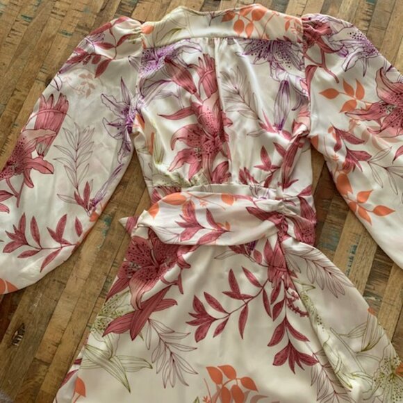 Fab'rik Dionne Long Sleeve Floral Wrap Dress - Picture 2 of 3